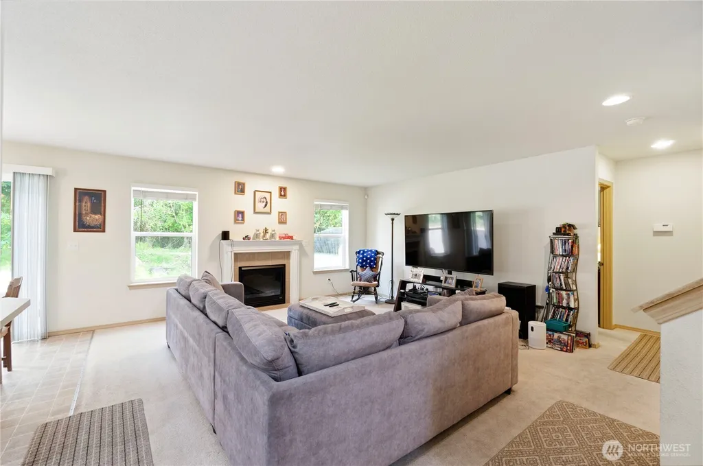 19712 207th Street Ct E Orting WA 98360