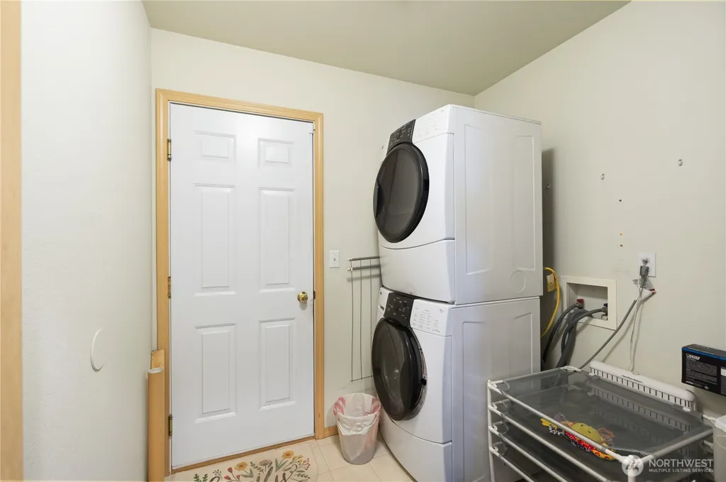 19712 207th Street Ct E Orting WA 98360