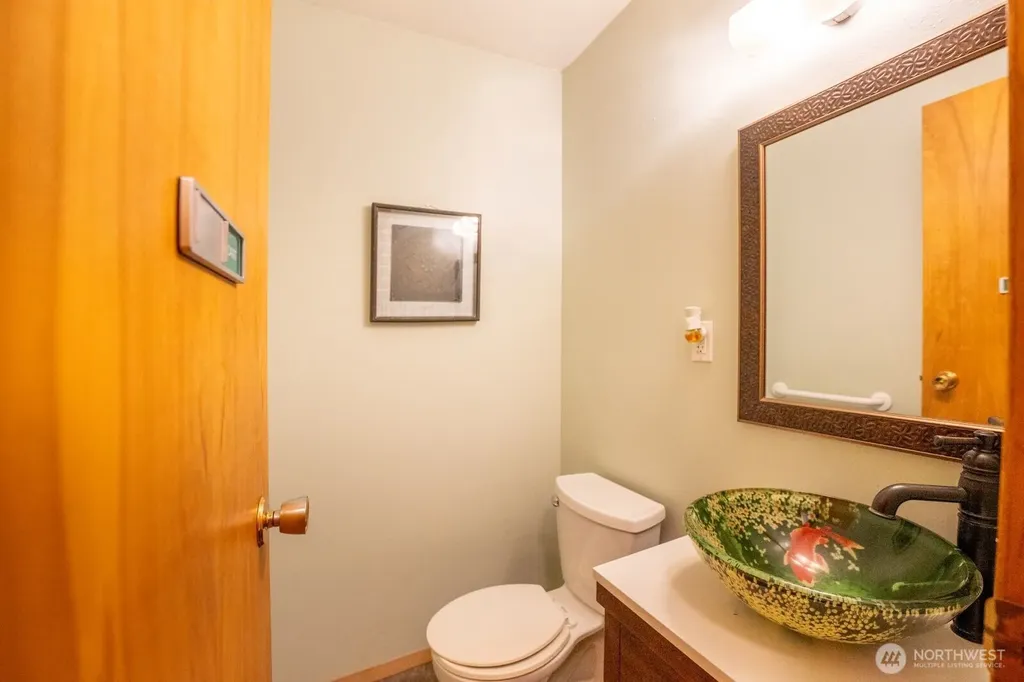 209 Blanchard Road Centralia WA 98531