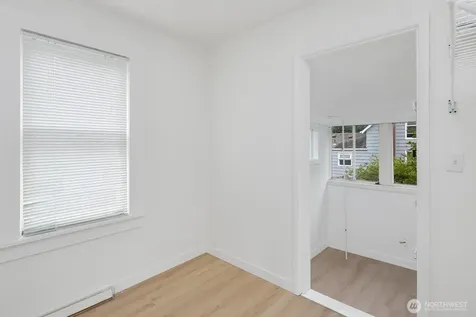 919 6th Avenue S Edmonds WA 98020