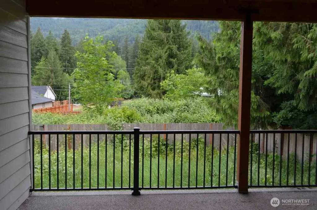 7955 Apache Drive Maple Falls WA 98266