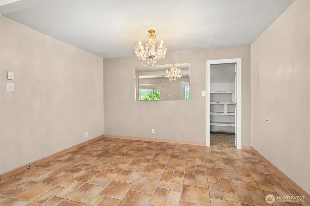 1649 Pleasant Valley Road Chehalis WA 98532