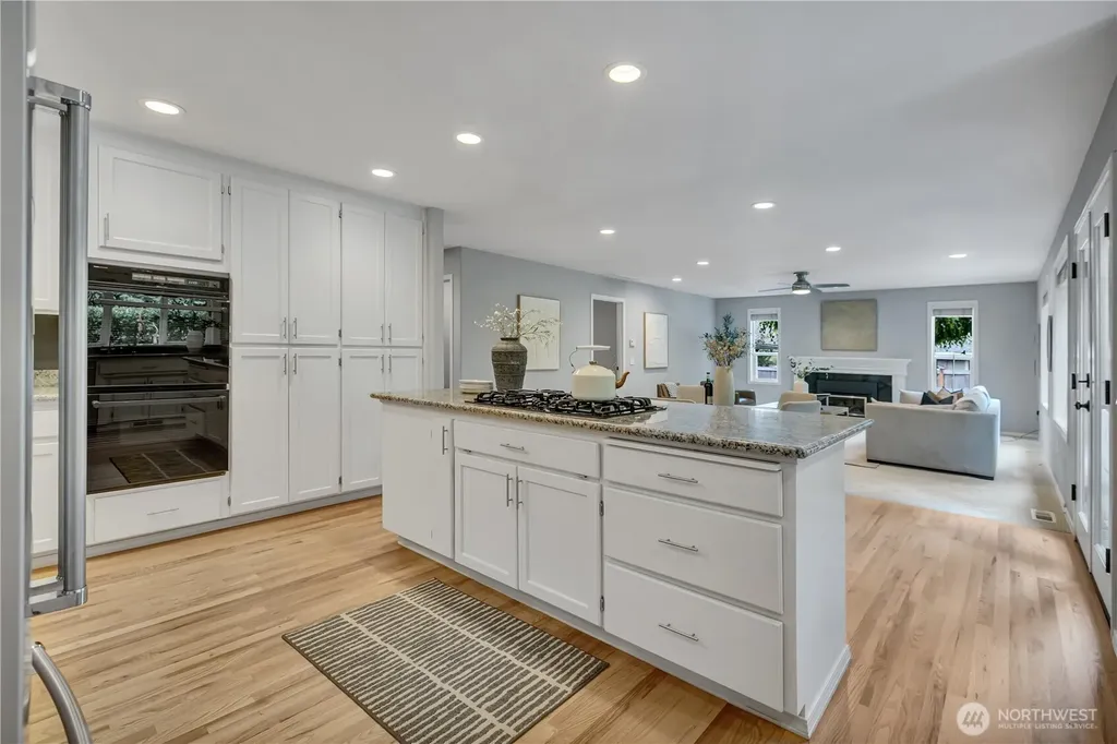 5607 94th Place SW Mukilteo WA 98275