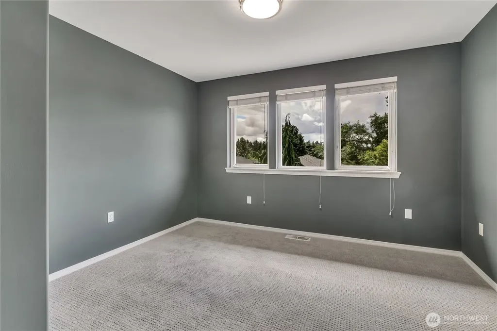 5607 94th Place SW Mukilteo WA 98275