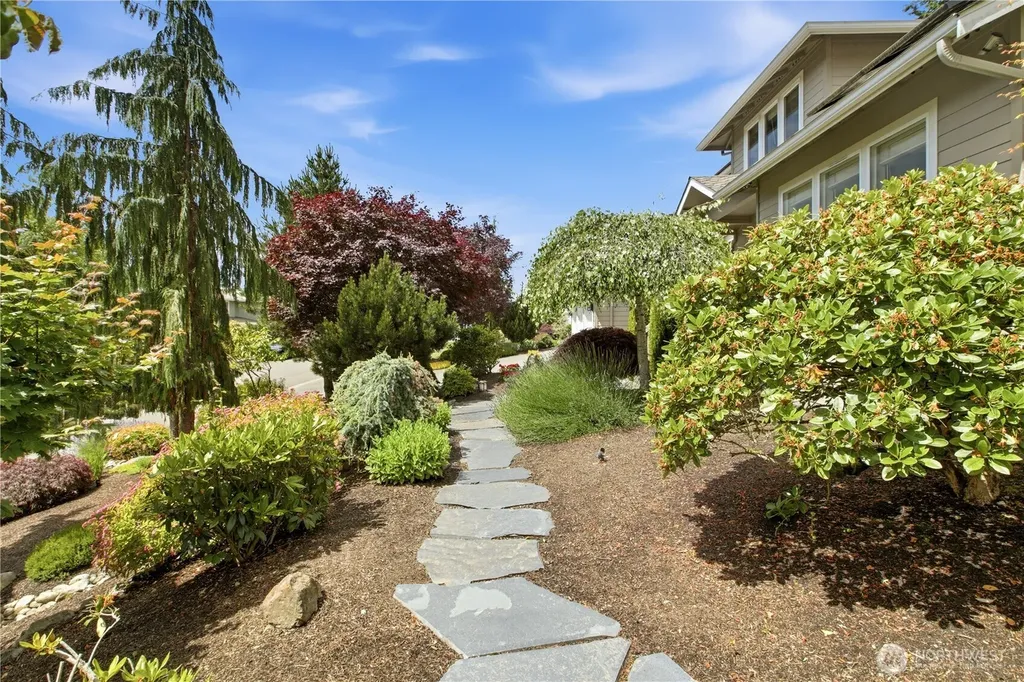 5607 94th Place SW Mukilteo WA 98275