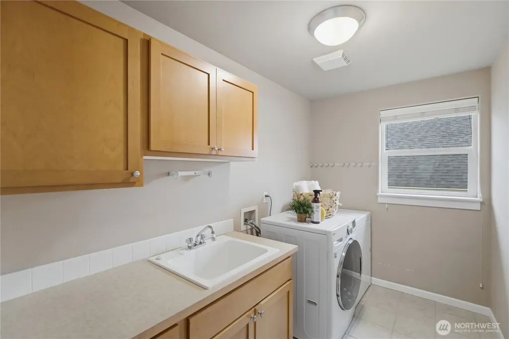 8318 131st Street Ct E Puyallup WA 98373