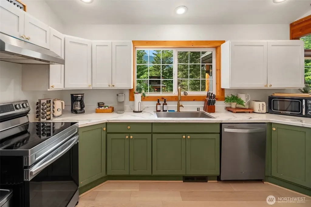 134 Red Cedar Lane Packwood WA 98361
