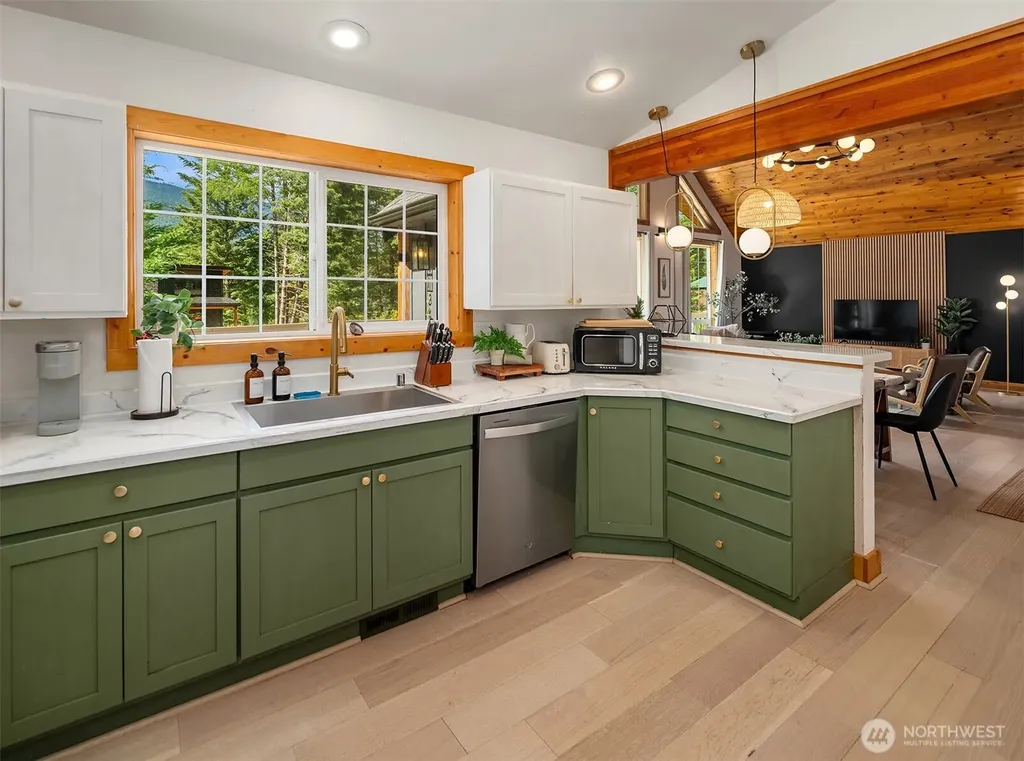 134 Red Cedar Lane Packwood WA 98361
