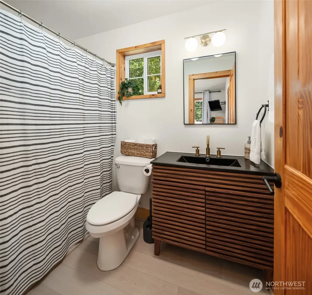 134 Red Cedar Lane Packwood WA 98361