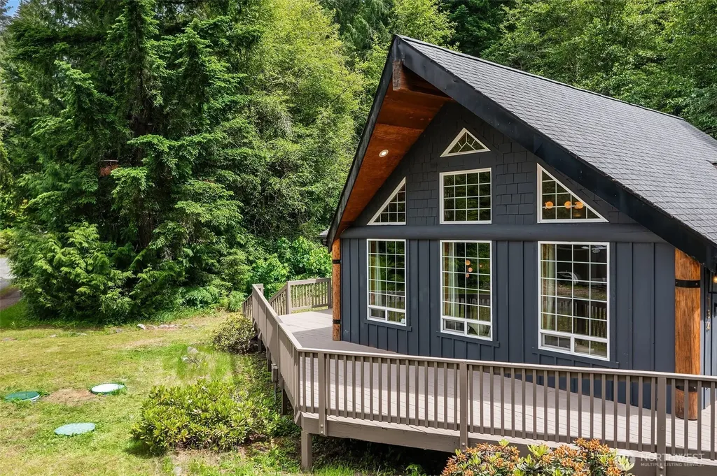 134 Red Cedar Lane Packwood WA 98361