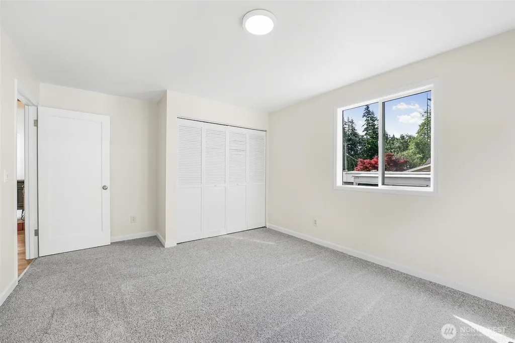15417 204th Avenue SE Renton WA 98059