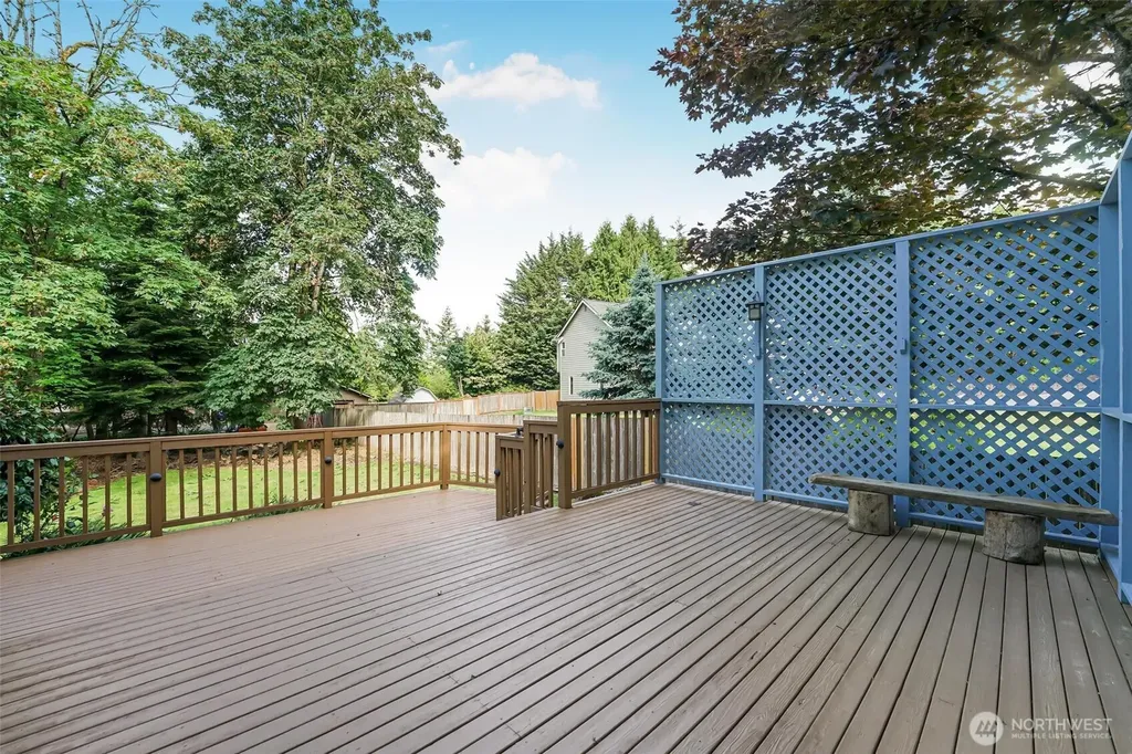 15417 204th Avenue SE Renton WA 98059