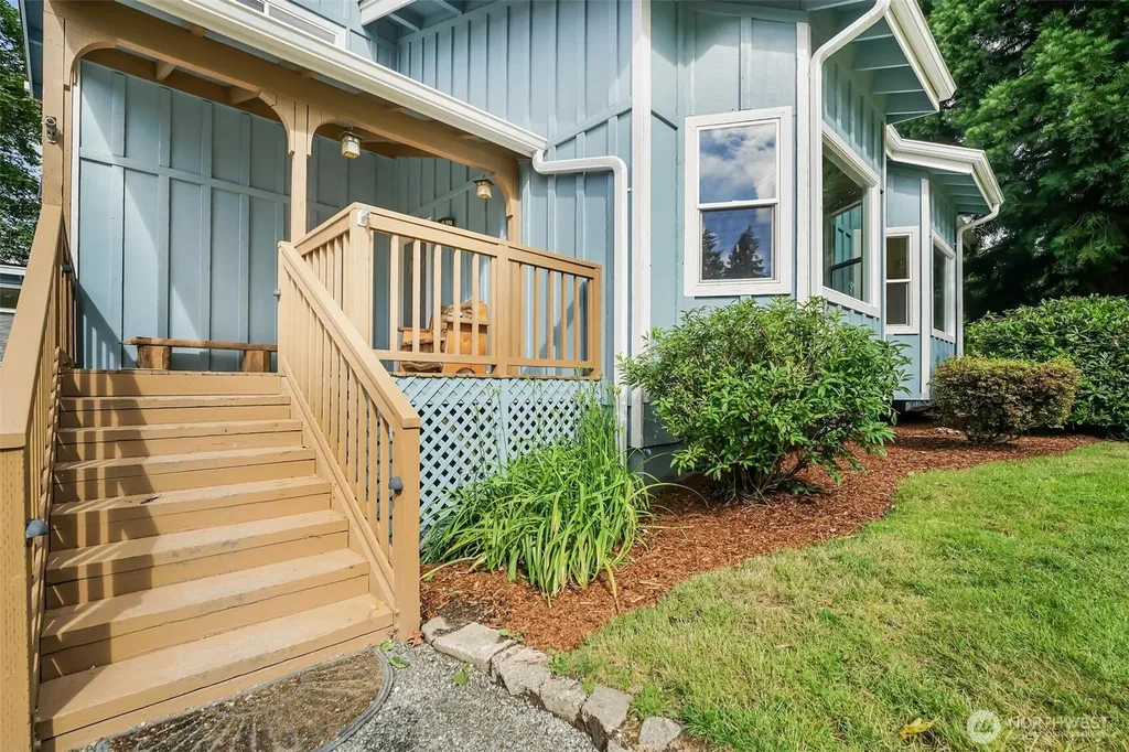 15417 204th Avenue SE Renton WA 98059