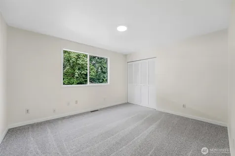15417 204th Avenue SE Renton WA 98059
