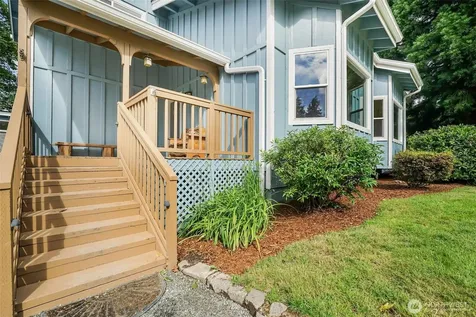 15417 204th Avenue SE Renton WA 98059