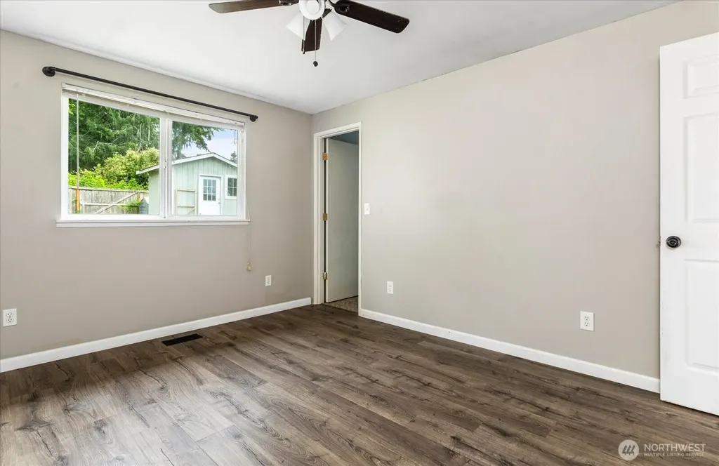 1273 Rickover Drive Coupeville WA 98239