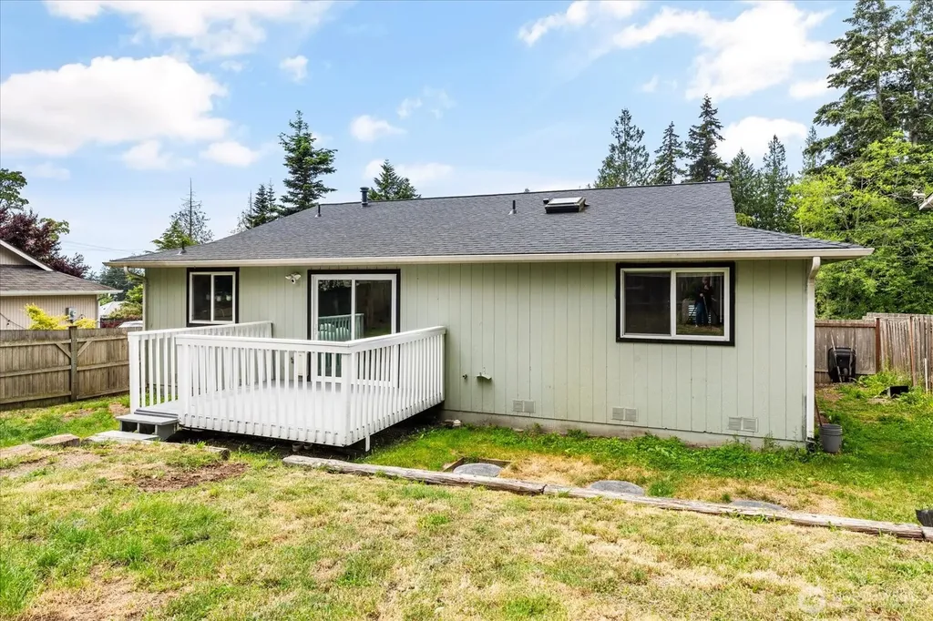 1273 Rickover Drive Coupeville WA 98239
