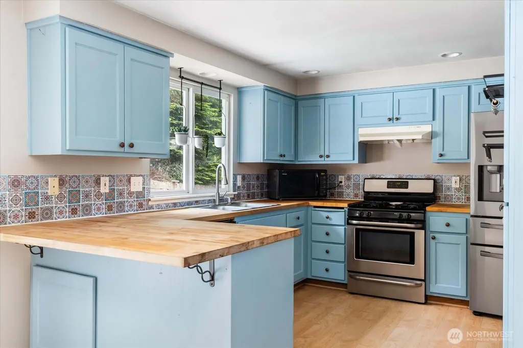 1273 Rickover Drive Coupeville WA 98239