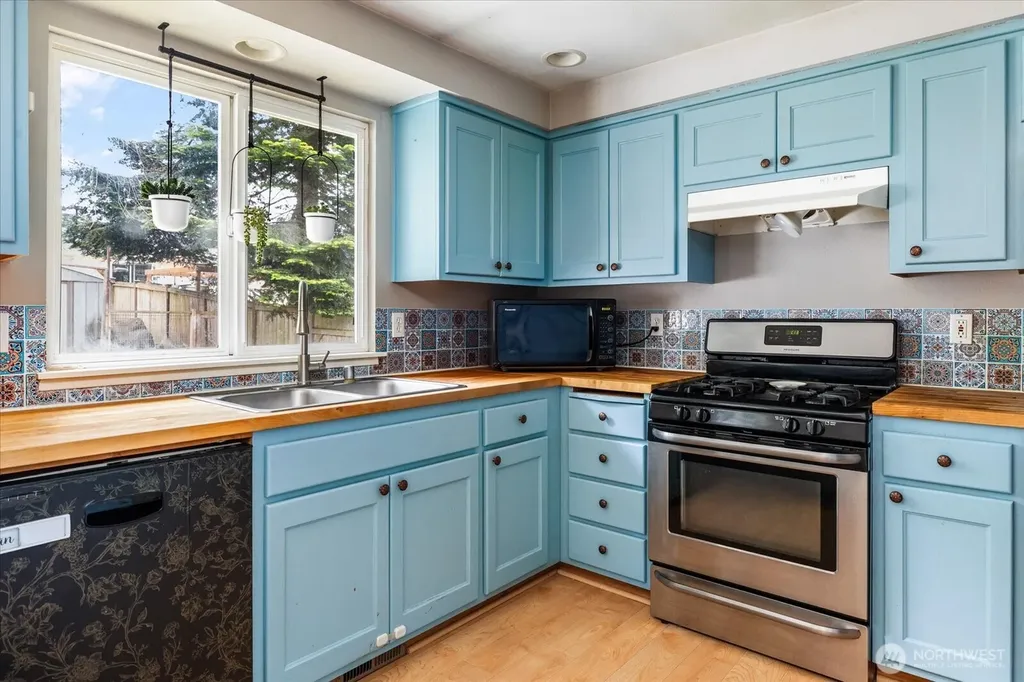 1273 Rickover Drive Coupeville WA 98239