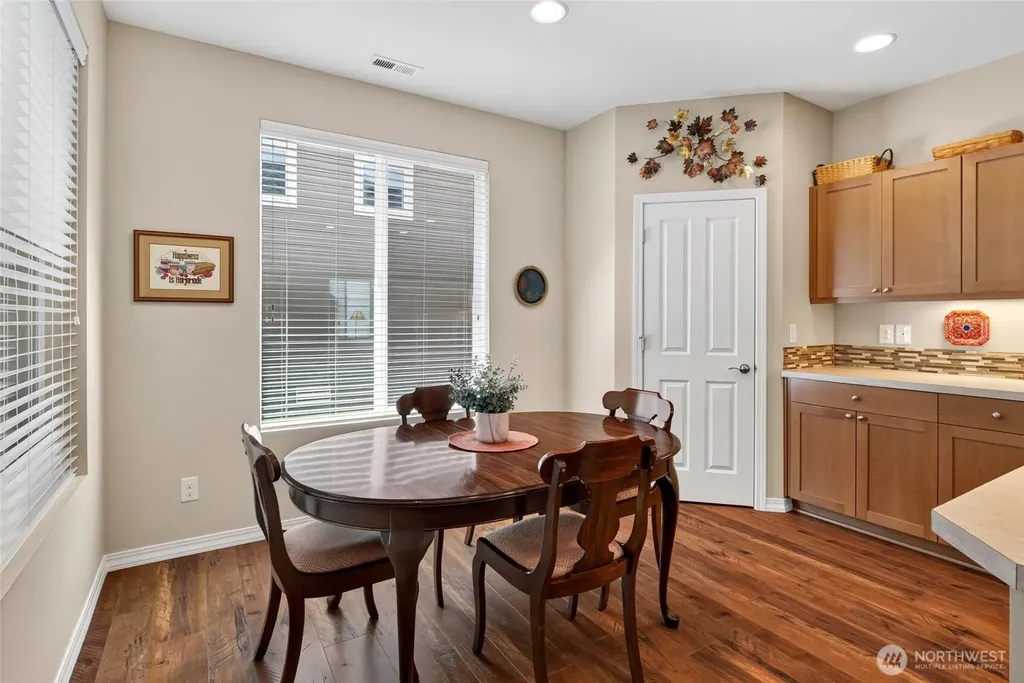 8551 Vashon Drive NE Lacey WA 98516