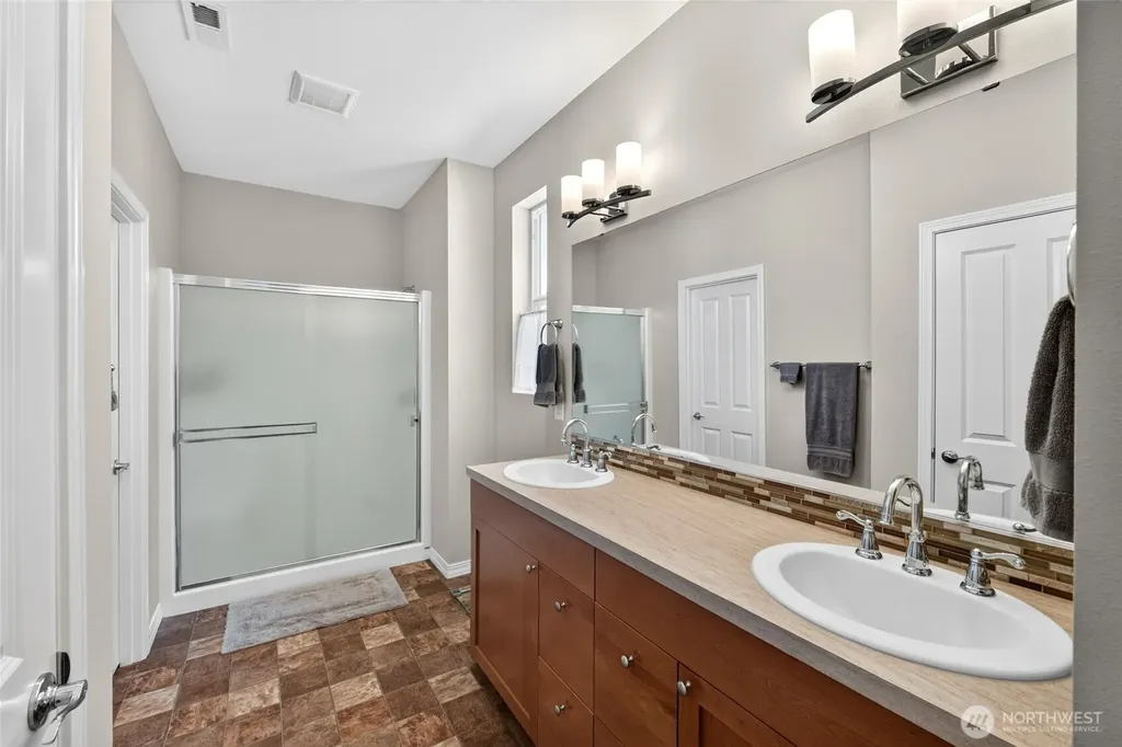 8551 Vashon Drive NE Lacey WA 98516