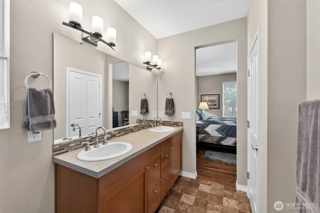 8551 Vashon Drive NE Lacey WA 98516