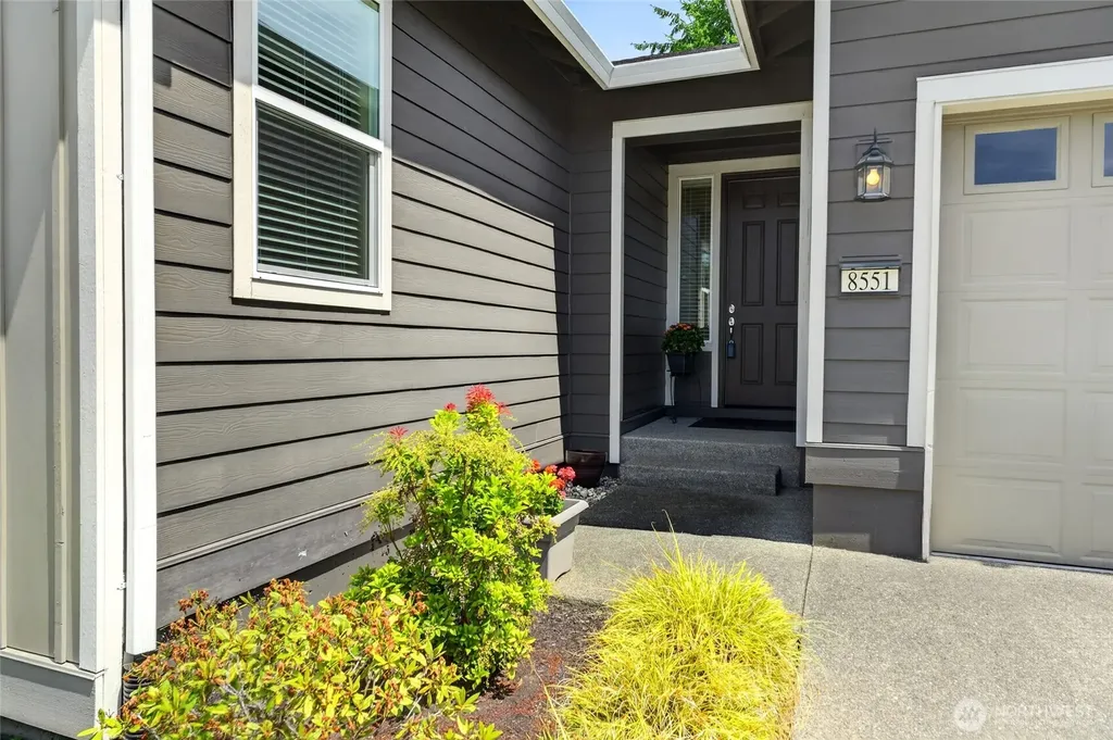 8551 Vashon Drive NE Lacey WA 98516