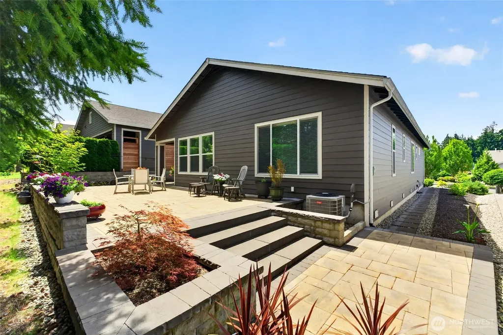 8551 Vashon Drive NE Lacey WA 98516
