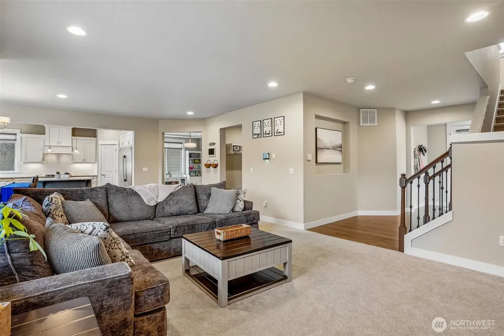 12721 175th Street E Puyallup WA 98374