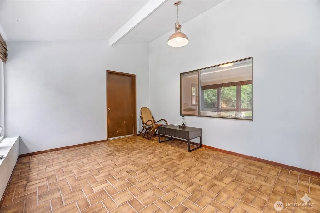 592 Sprague Valley Drive Maple Falls WA 98266