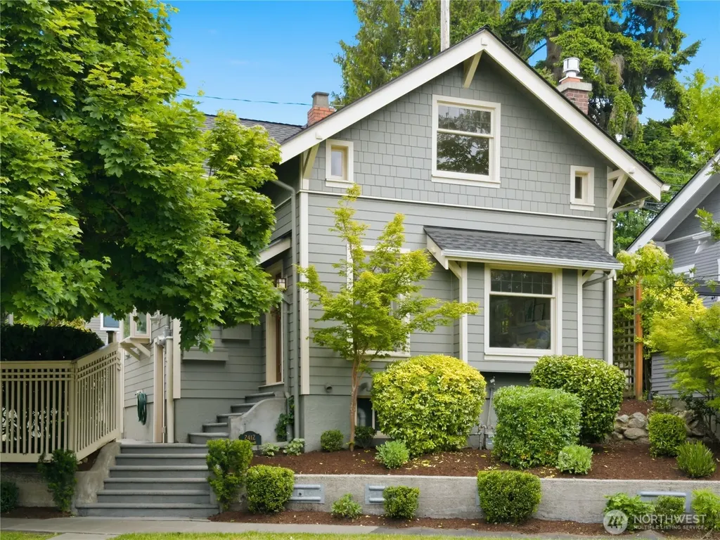 2412 2nd Avenue W Seattle WA 98119
