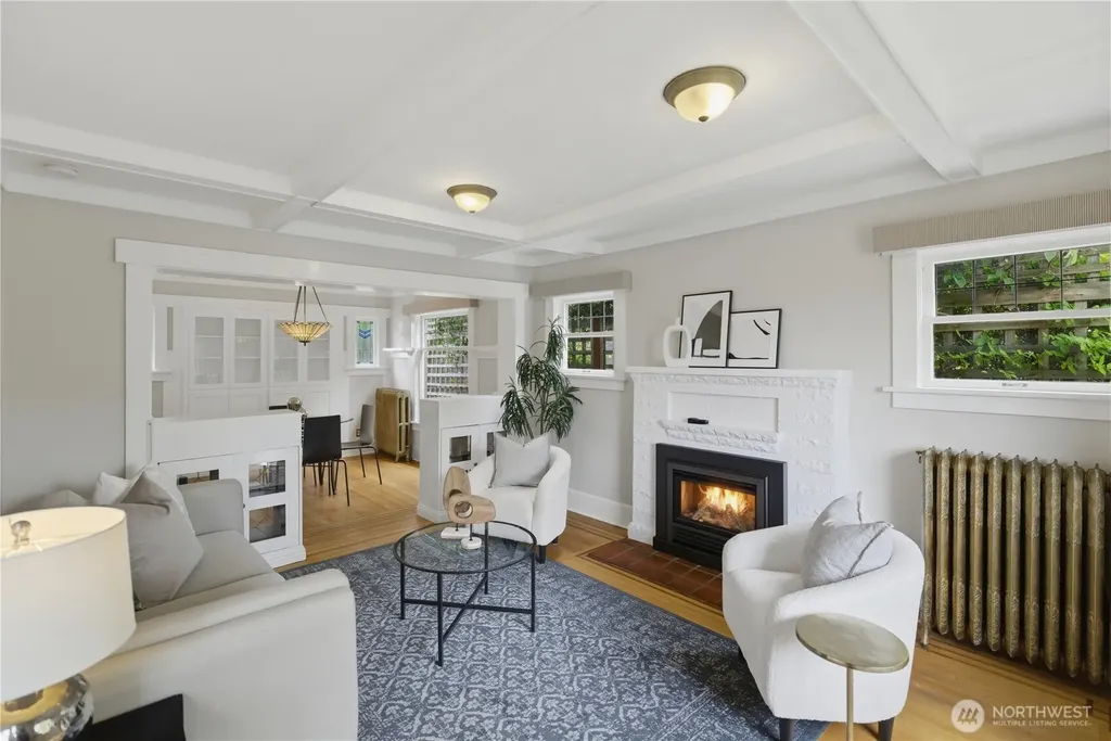 2412 2nd Avenue W Seattle WA 98119