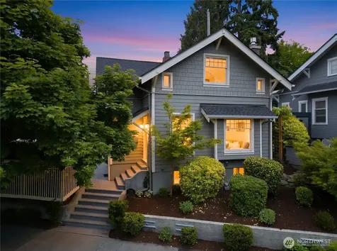 2412 2nd Avenue W Seattle WA 98119