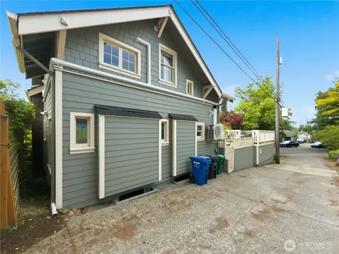 2412 2nd Avenue W Seattle WA 98119