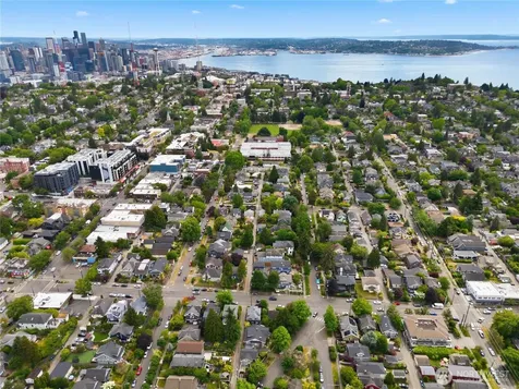 2412 2nd Avenue W Seattle WA 98119