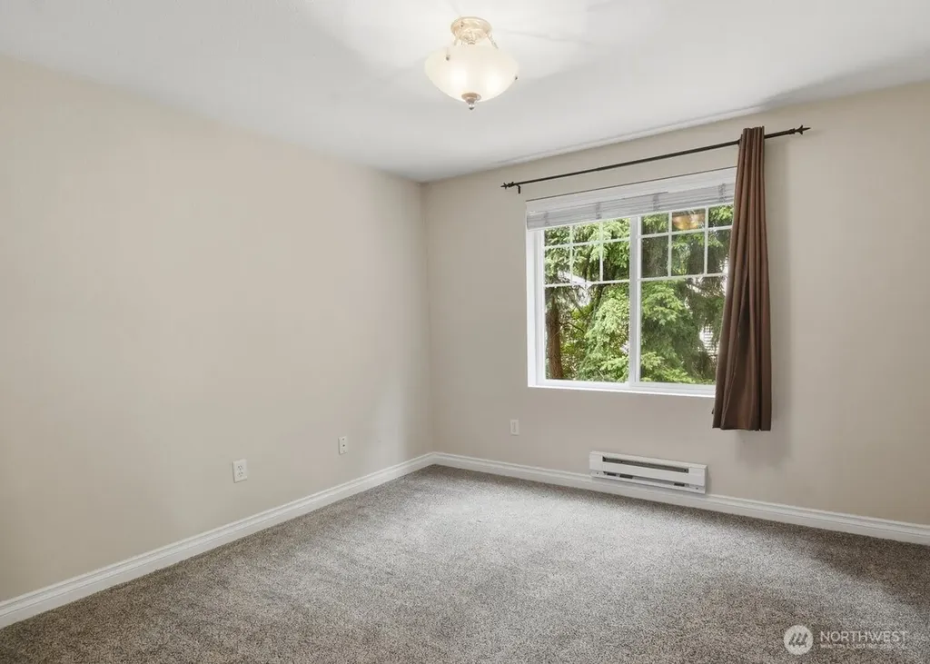 5510 S 234th Place Kent WA 98032