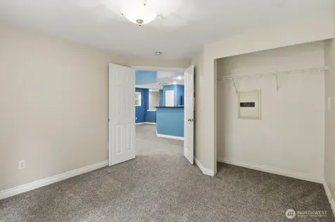 5510 S 234th Place Kent WA 98032