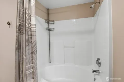 5510 S 234th Place Kent WA 98032