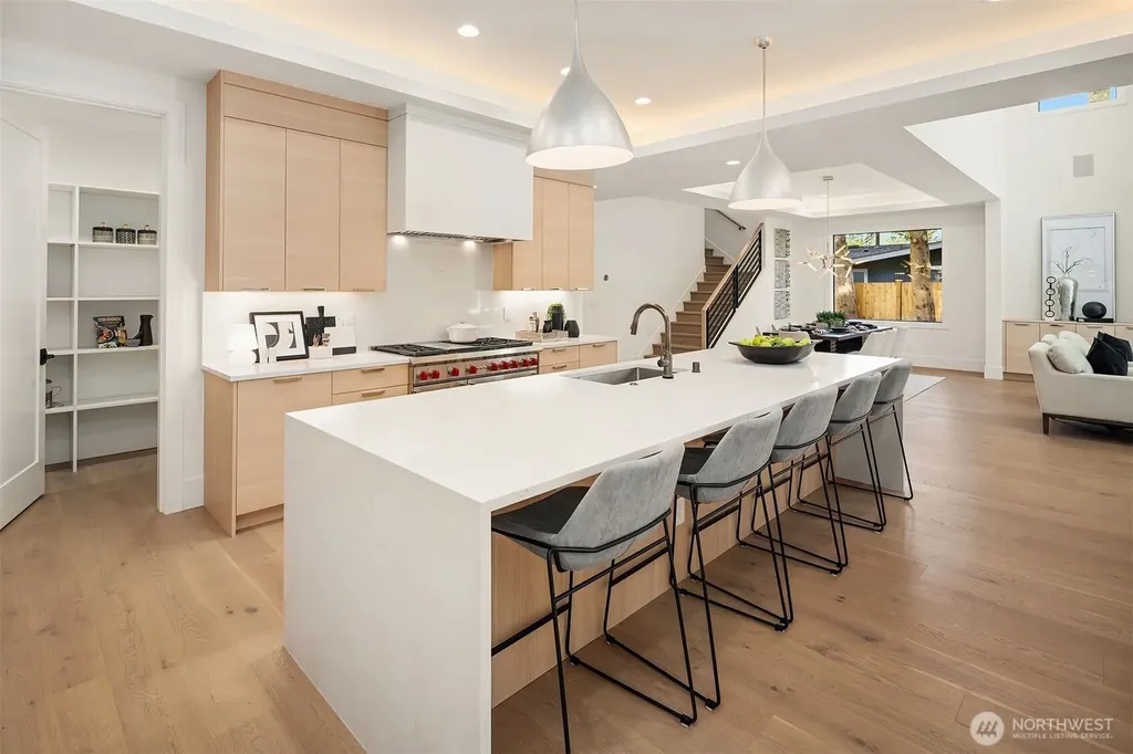 16711 NE 16th Place Bellevue WA 98008