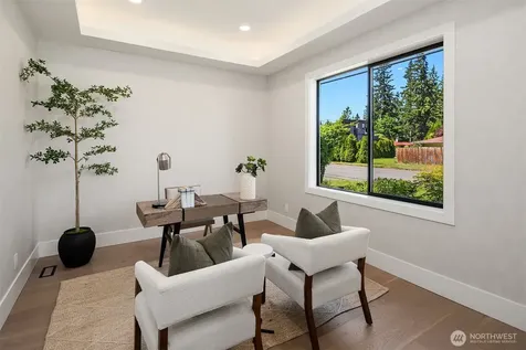 16711 NE 16th Place Bellevue WA 98008