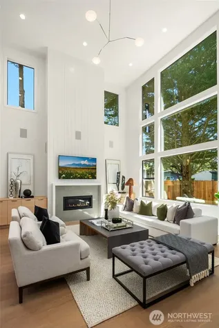 16711 NE 16th Place Bellevue WA 98008