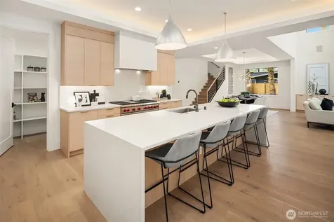 16711 NE 16th Place Bellevue WA 98008