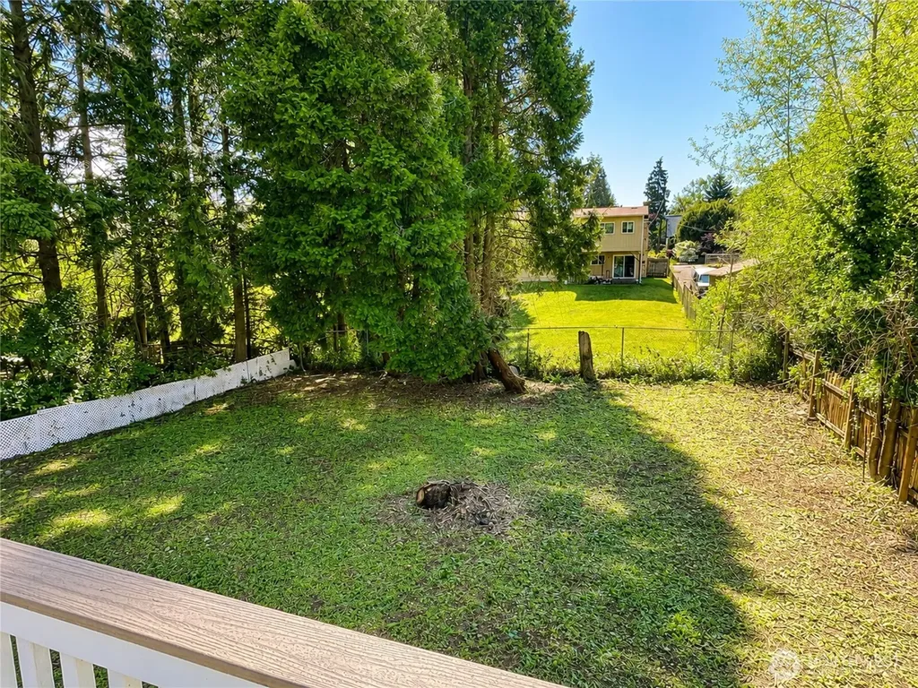 9439 11th Avenue SW Seattle WA 98106