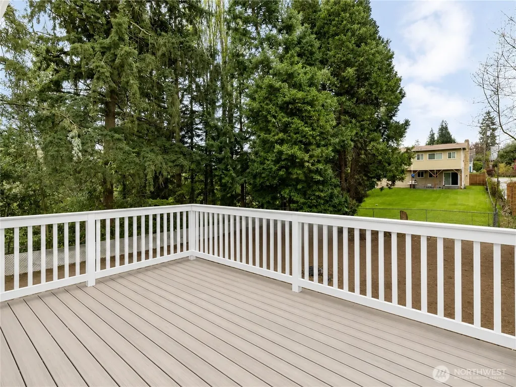 9439 11th Avenue SW Seattle WA 98106
