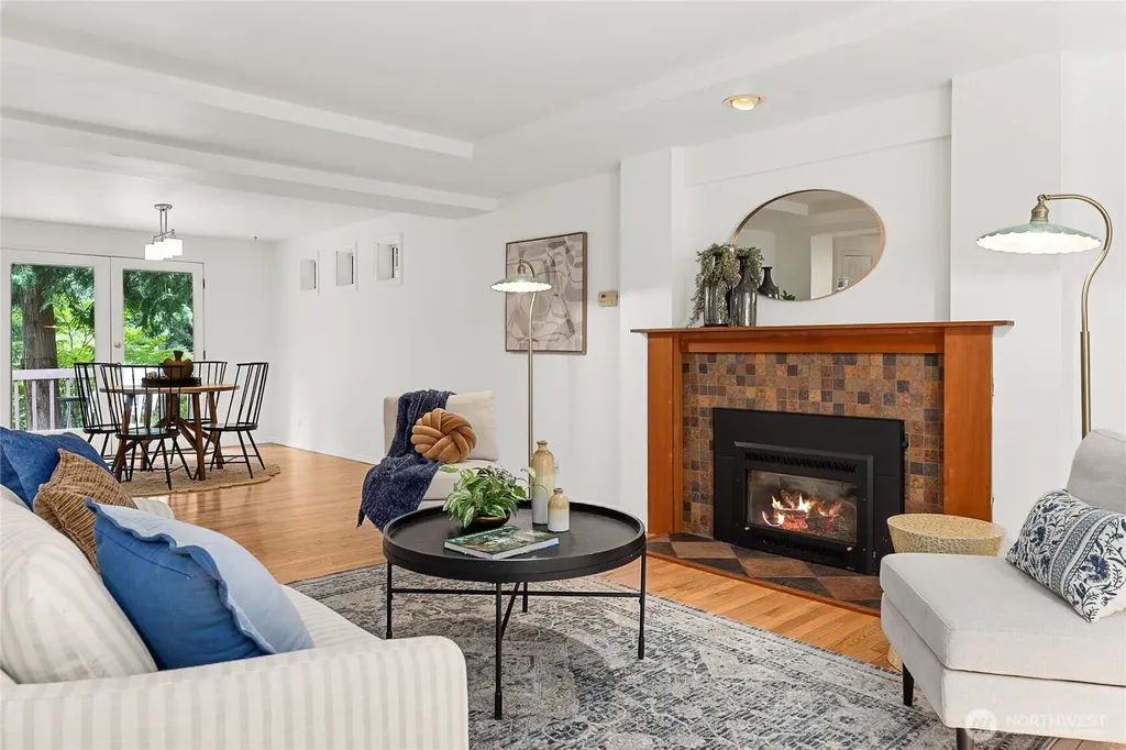 11220 NE Parkhill Place Bainbridge Island WA 98110