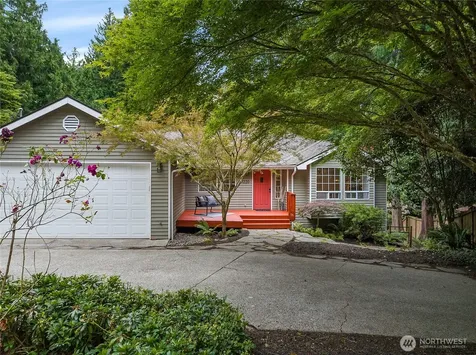 11220 NE Parkhill Place Bainbridge Island WA 98110
