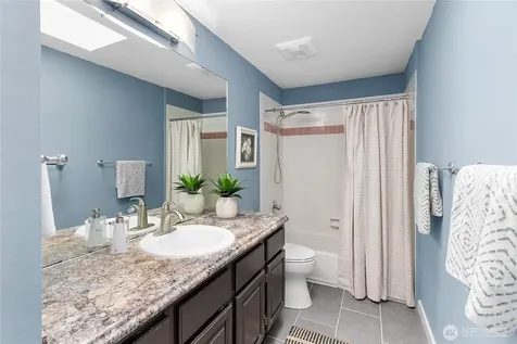 11220 NE Parkhill Place Bainbridge Island WA 98110