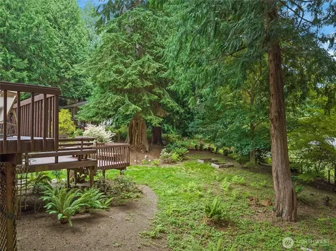 11220 NE Parkhill Place Bainbridge Island WA 98110