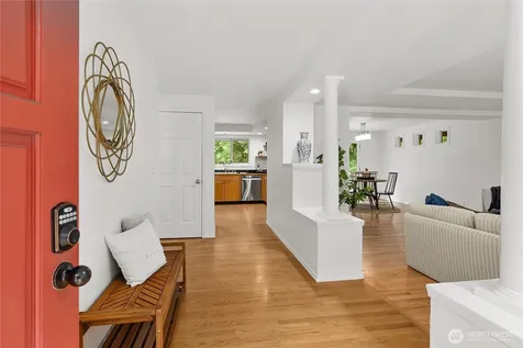 11220 NE Parkhill Place Bainbridge Island WA 98110