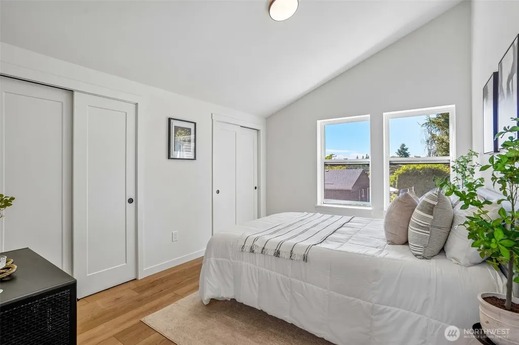 6505 44th Avenue NE Seattle WA 98115